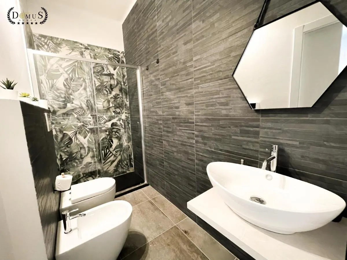 4 Balconi Rooms-Elements B&B Lecce Frühstückspension